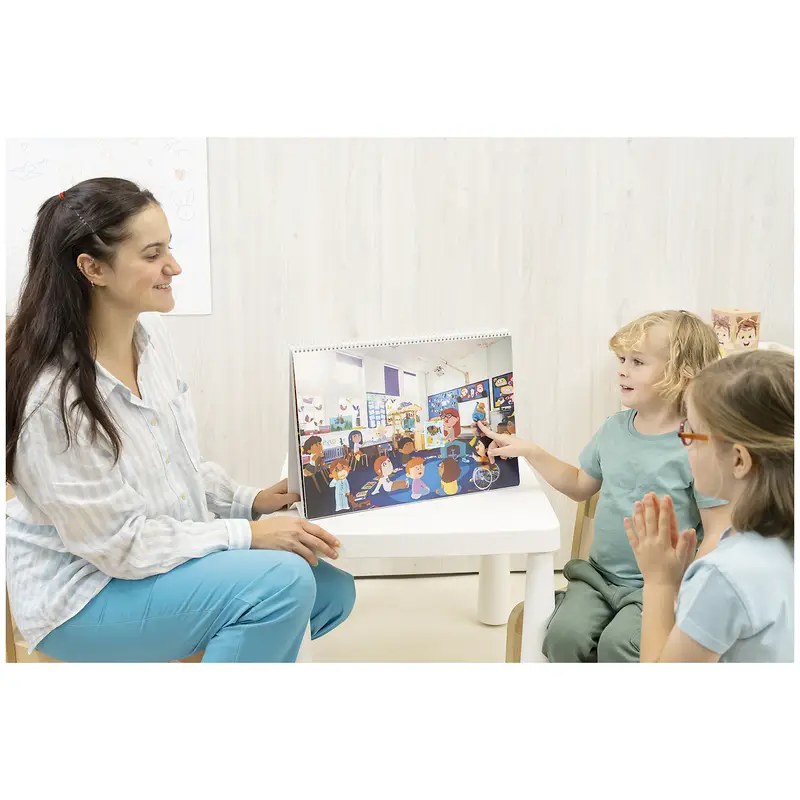 Les petits détectives - Grandes images et petits intrus - Atelier - 9782095042707 - 