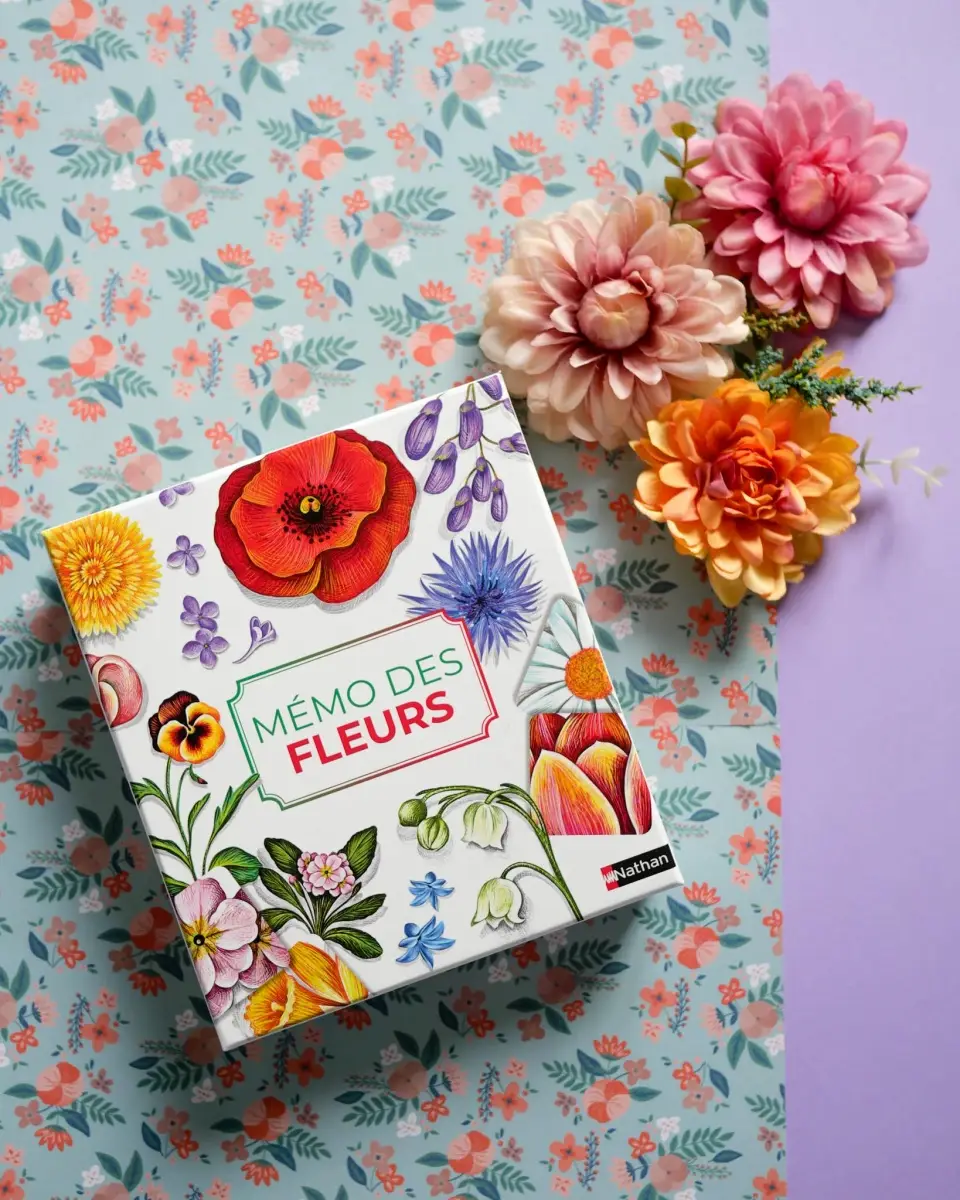 Mémo des fleurs - Un jeu de memory pour apprendre en s'amusant en famille - Dès 4 ans - Coffret - 9782095030575 - page-interieure 01