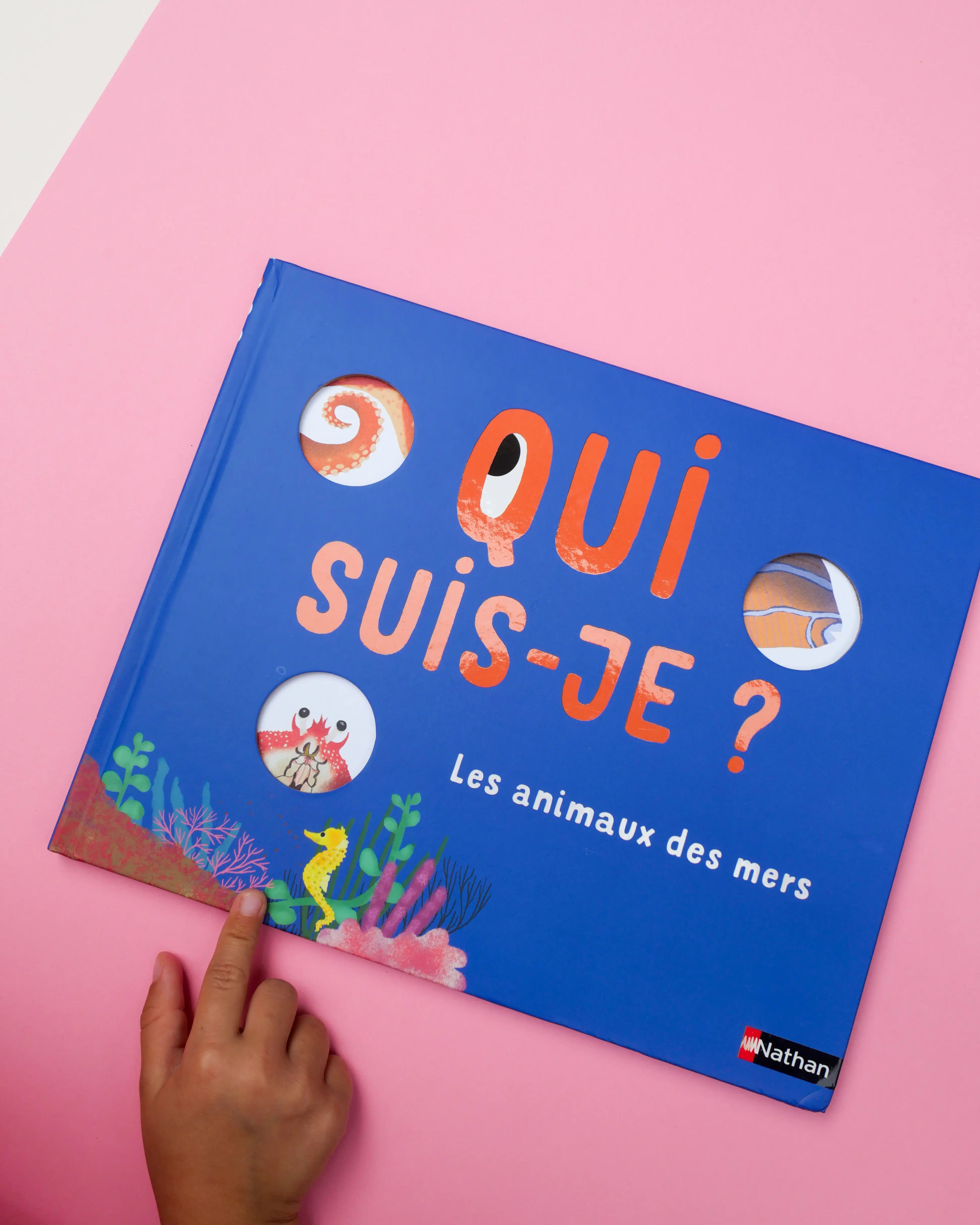 Qui suis-je ? Les animaux des mers - Livre-jeu éducatif, 10 animaux marins à découvrir avec indices et découpages ludiques - dès 4 ans - Album(s) - 9782095042998 - page-interieure 03