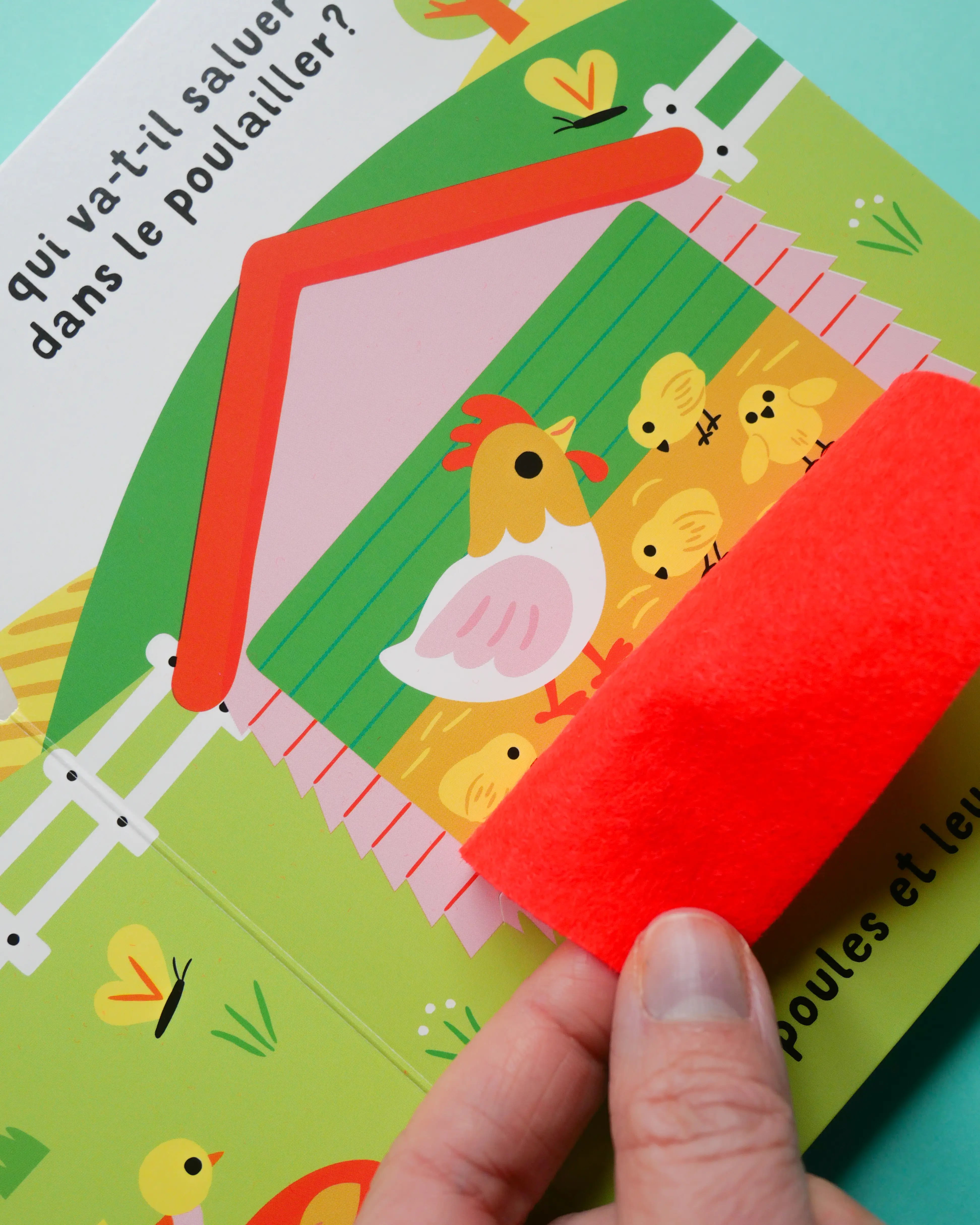Cache-Cache petit mouton - le petit mouton arrive pour Pâques - Dès 6 mois - Livre d'éveil - 9782095058463 - page-interieure 04