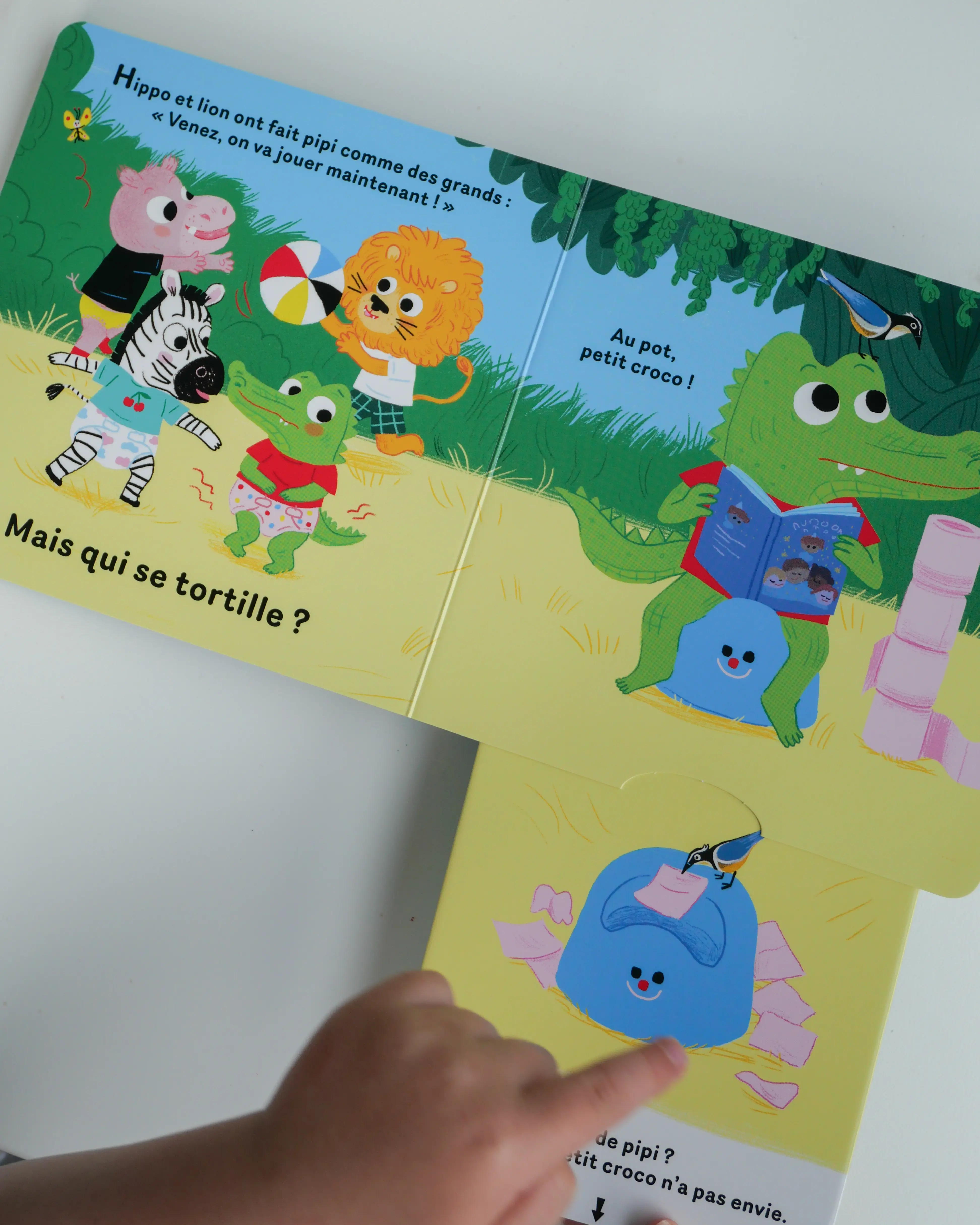 Au pot, les super-héros ! - Pour transformer l'apprentissage du pot en une aventure héroïque ! - Dès 18 mois - Livre d'éveil - 9782095058845 - page-interieure 04