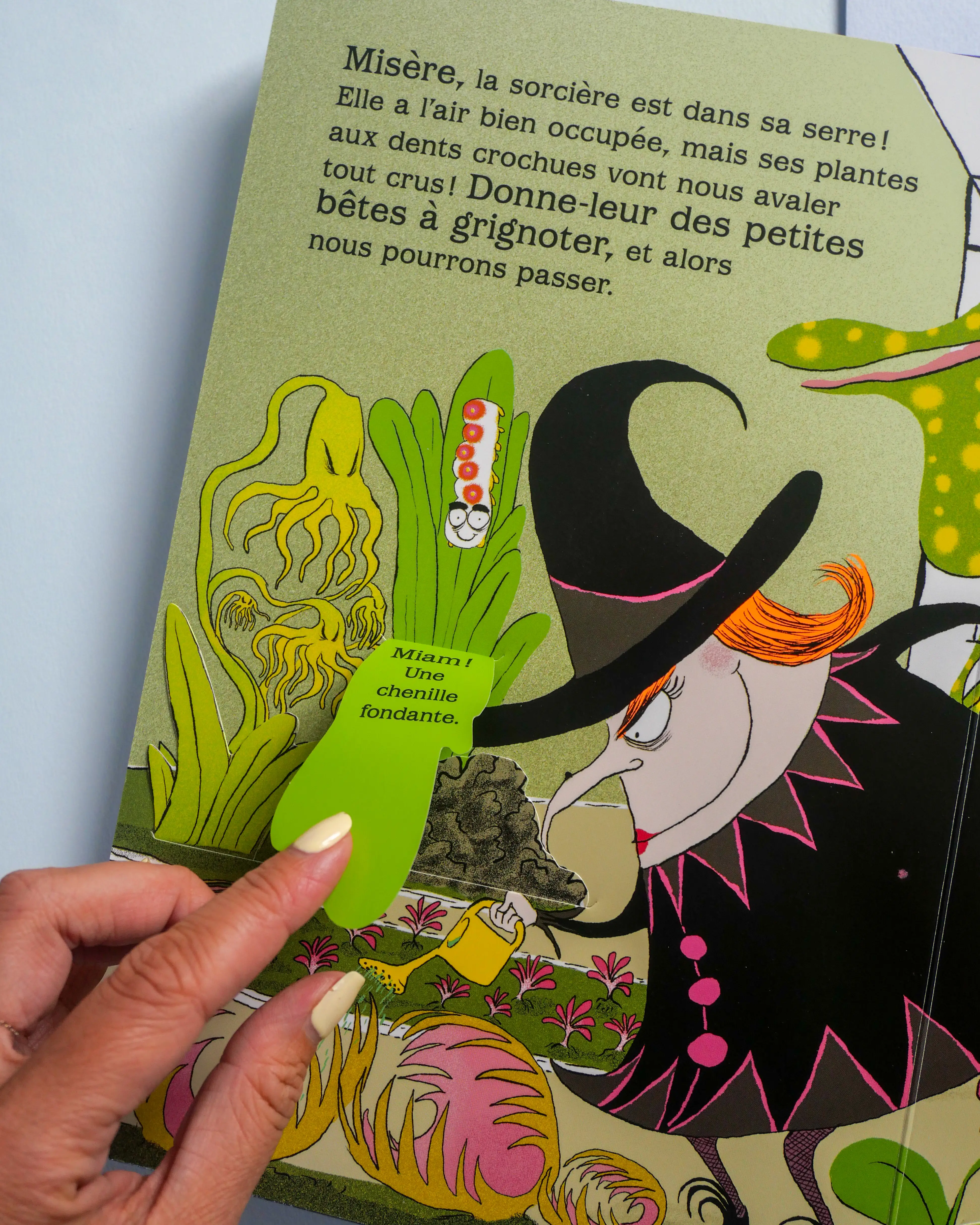 Au secours une sorcière ! - Un livre d'Halloween animé dont tu es le héros ou l'héroïne - dès 4 ans - Album(s) - 9782095051822 - page-interieure 06