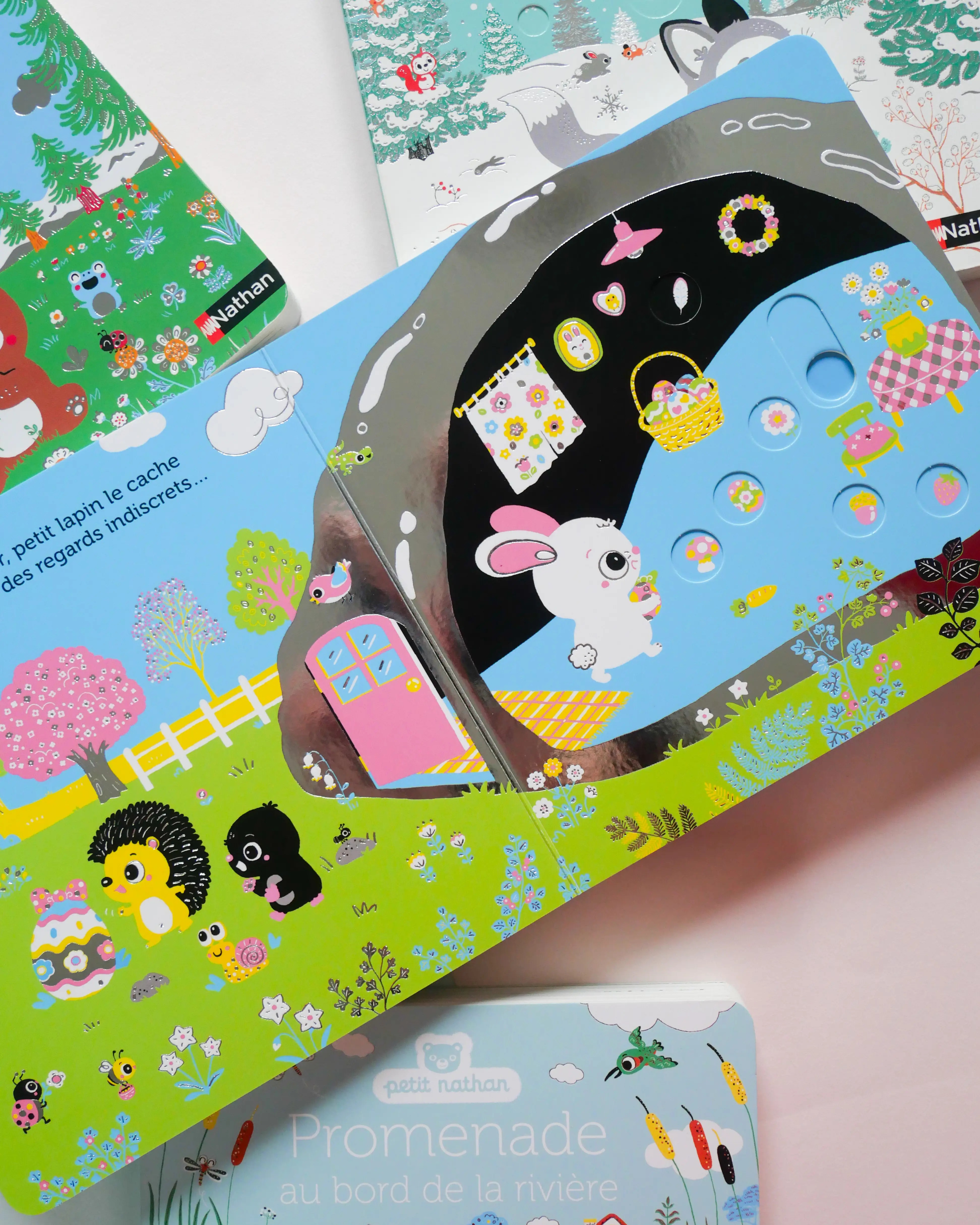 Promenade avec petit lapin - Pour partir à la découverte du printemps - Dès 6 mois - Livre d'éveil - 9782095058432 - page-interieure 06