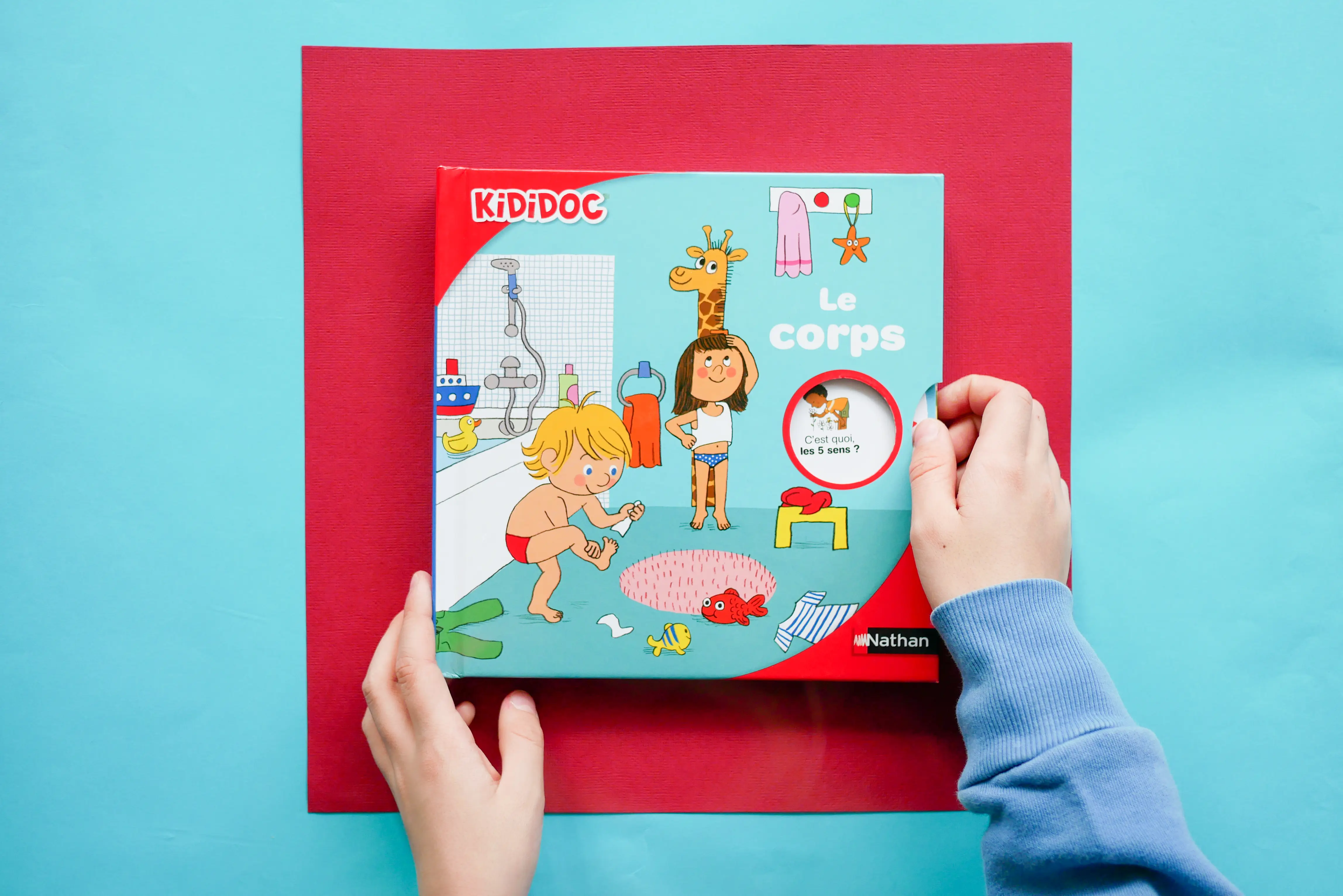 Le corps - Livre animé Kididoc - Dès 4 ans - Livre documentaire - 9782092549391 - page-intérieure