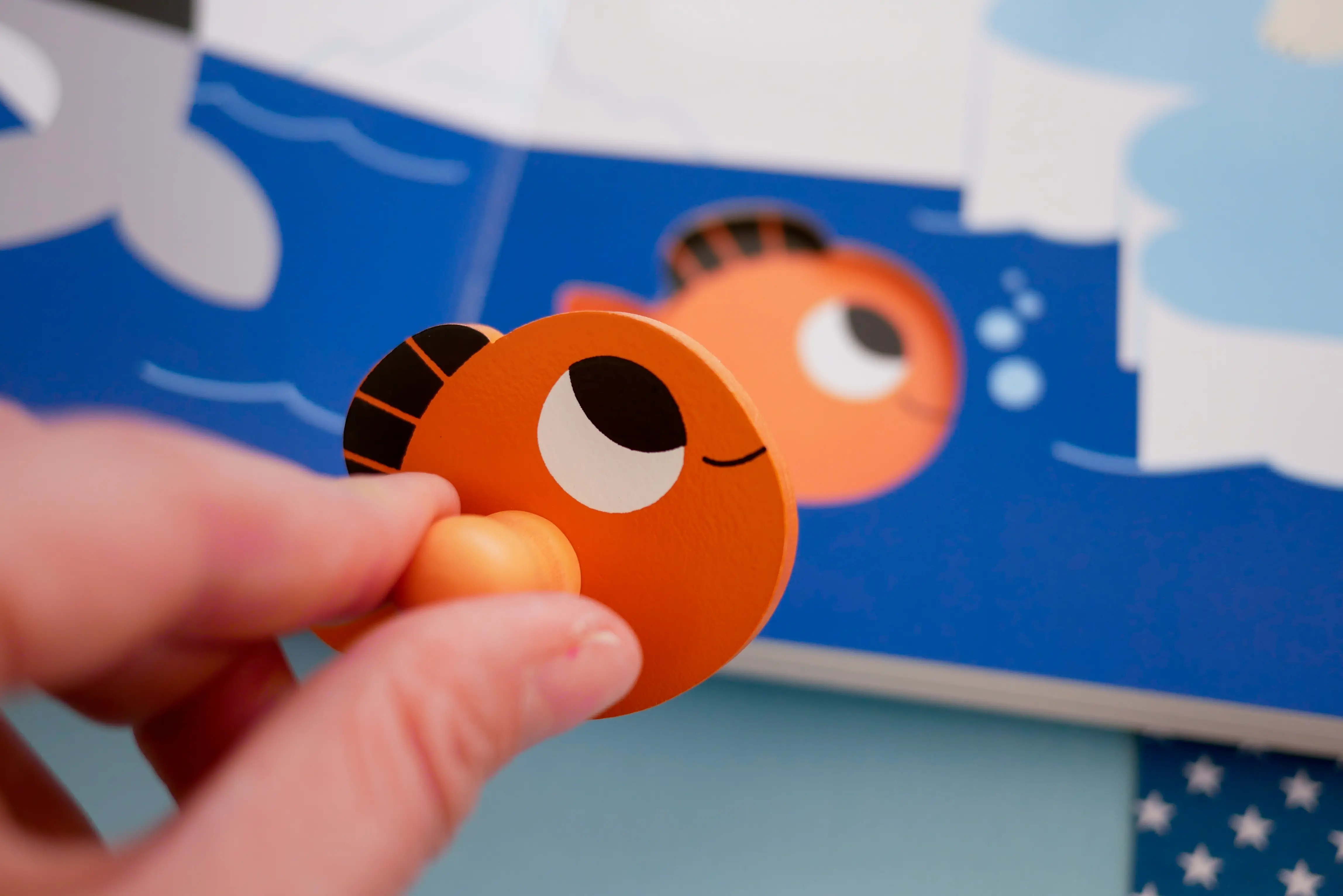 Attrape-moi, petit ours ! Livre-puzzle à encastrement - Dès 6 mois - Livre d'éveil - 9782092582879 - page-intérieure2