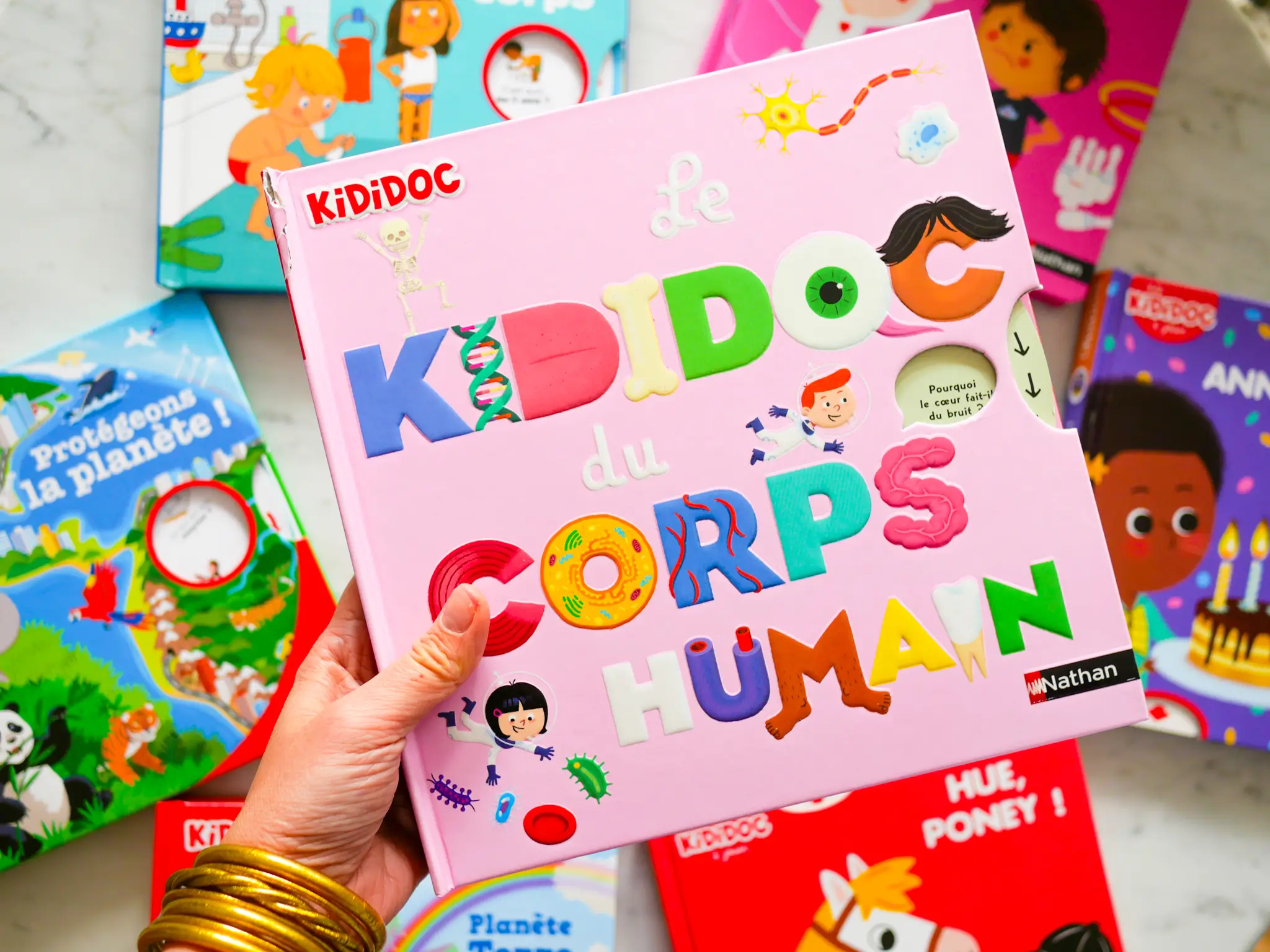 Le grand Kididoc du corps humain - Livre pop-up - dès 4 ans - Livre documentaire - 9782092585610 - page-intérieure4