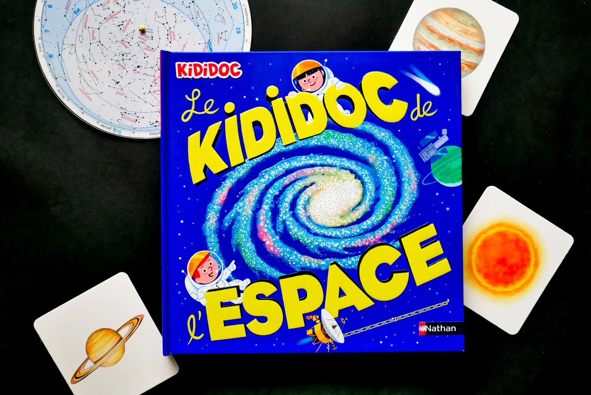 Le grand Kididoc de l'espace - Grand livre pop-up - dès 5 ans - Livre documentaire - 9782092591857 - page-intérieure5