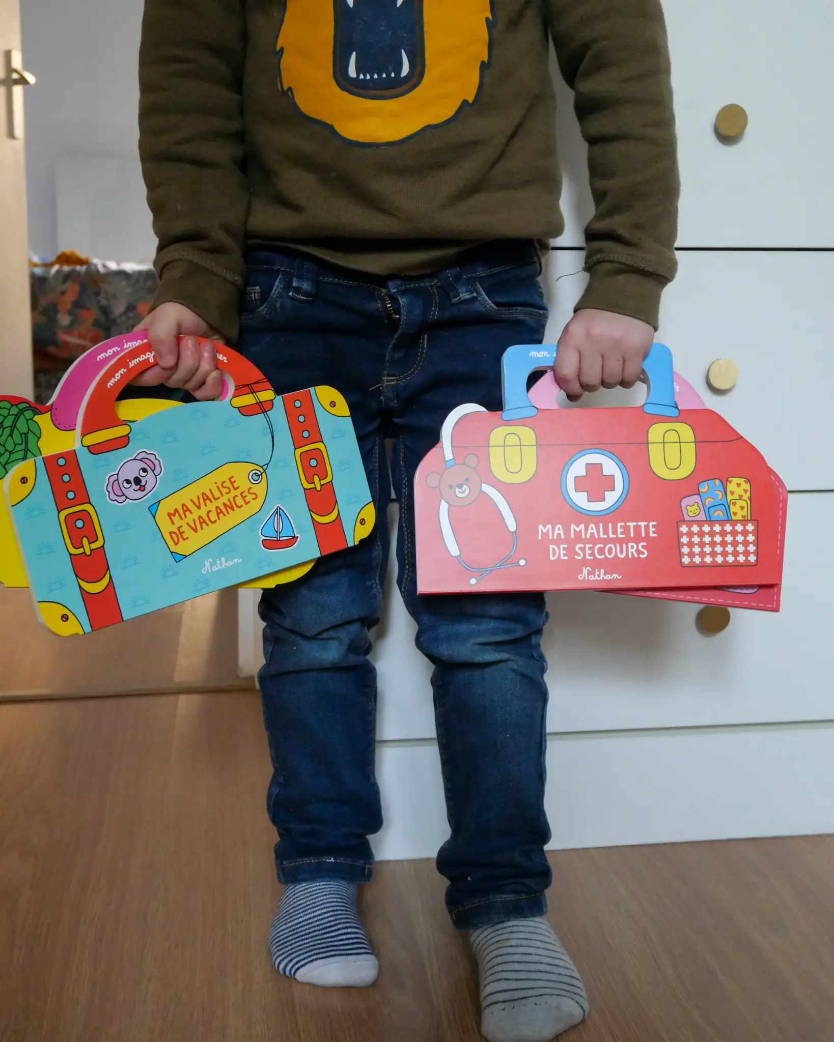 Ma mallette de secours - Mon imagier à promener - Dès 18 mois - Livre d'éveil - 9782095029227 - page-intérieure6