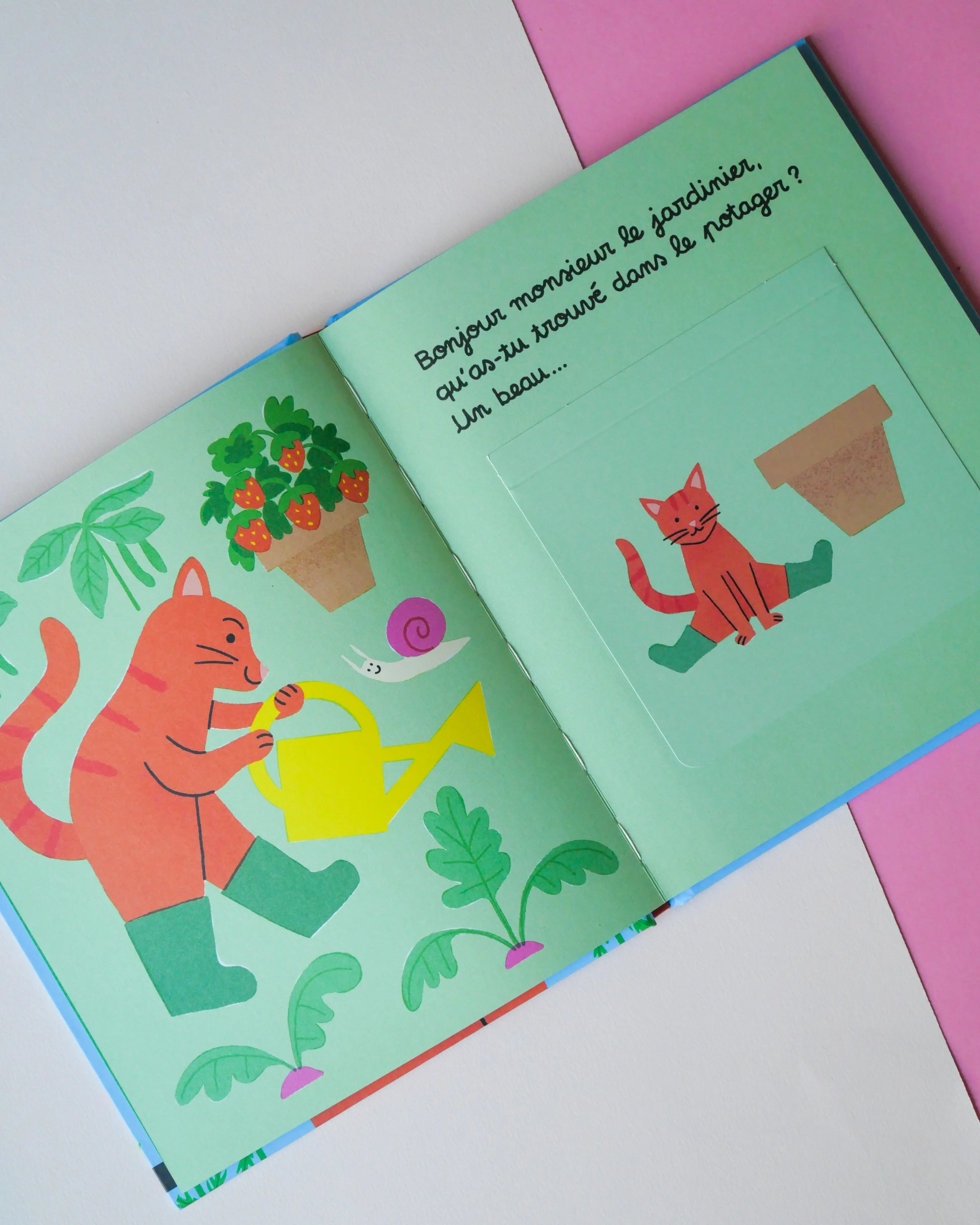 Des mots sous le chapeau - Livre à flaps pour découvrir les sons et les mots - dès 3 ans - Livre d'éveil - 9782095042189 - Pages intérieures 01