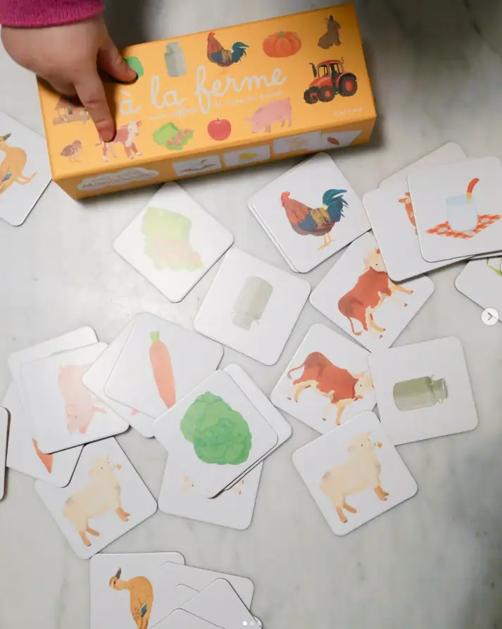 Tout-petit Montessori - A la ferme - mon coffret de mise en paires - Dès 15 mois - Coffret - 9782095042875 - Pages intérieures 2